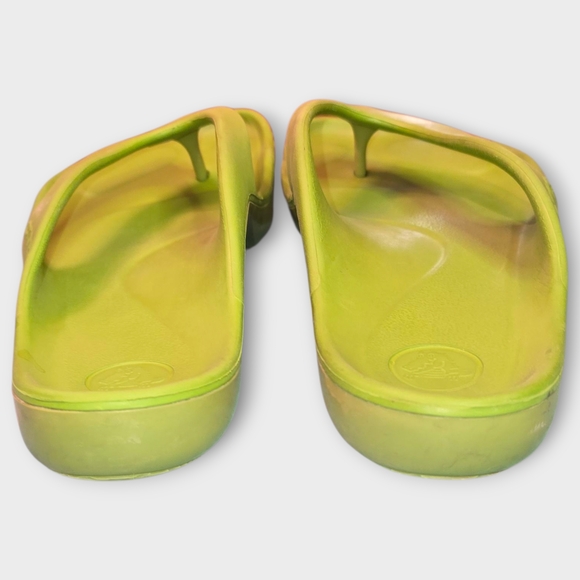 CROCS Womens Lime Green Sandals Flip Flops Size 8‎ Ladies Crocs Toe Post Sandals - Picture 4 of 7